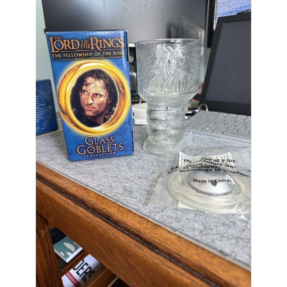 Lord of The Rings Fellowship of The Ring Glass Goblets Strider - unused